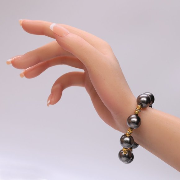 Dark pearl necklace with toggle lock and matching bracelet. - Picture 6 of 6